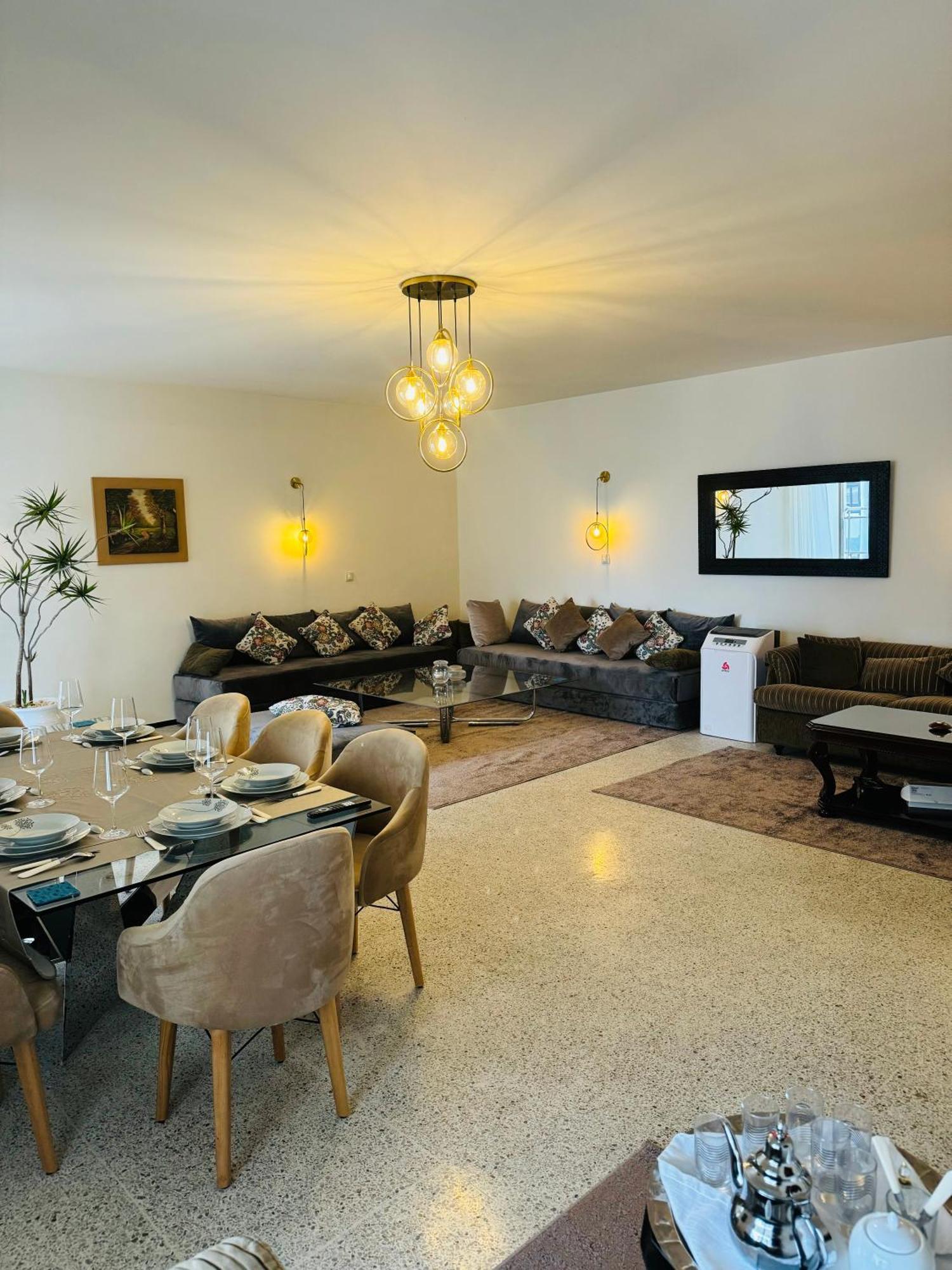 Appartement Spacieux - Bd Anfa Kazablanka Dış mekan fotoğraf